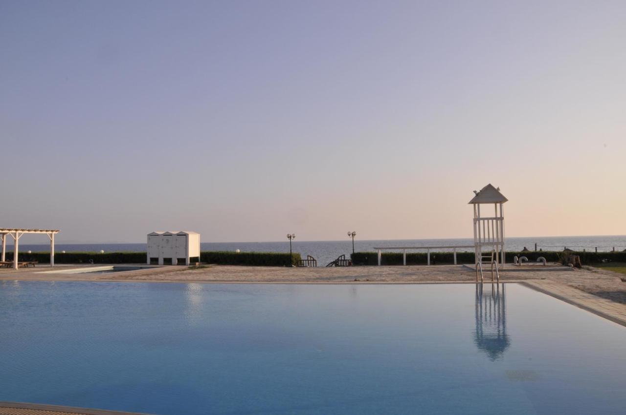 Tinos Beach Hotel Ruang foto